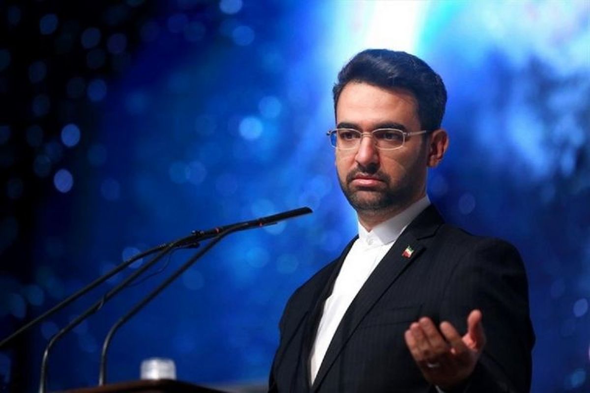 آذری جهرمی: مانع بزرگ توسعه اینترنت خانگی رفع شد