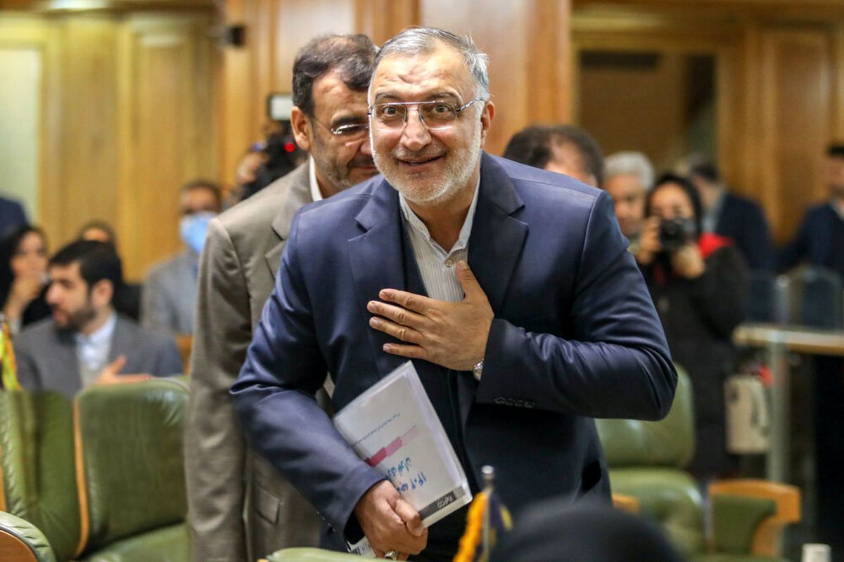 زاکانی می‌گوید نیازی نیست برایم جانشین انتخاب شود؛ خودم در تهران هستم