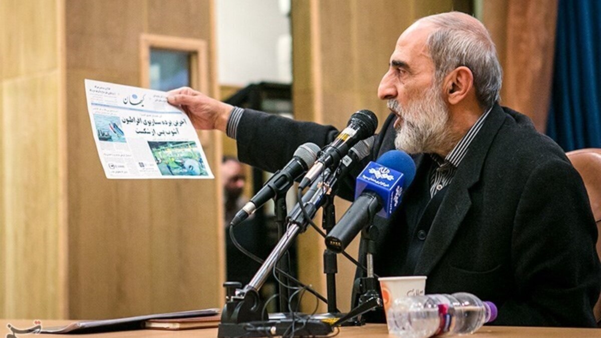 کیهان: باید یک هفته کف خیابان بخوابیم تا مردم متوجه خطرات دولت سوم روحانی کنیم