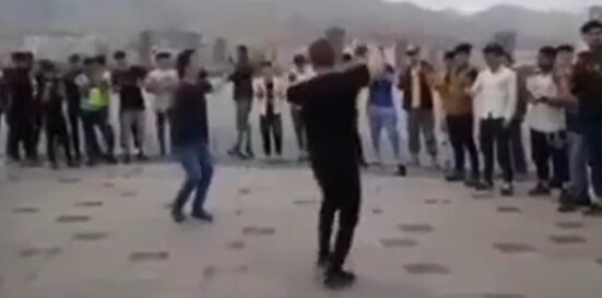 فیلم؛ شادی و رقص اتباع افغانستانی در کنار دریاچه چیتگر تهران!