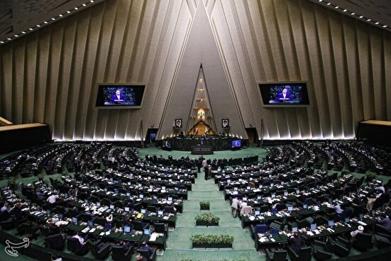 نظرات نمایندگان موافق برای سیمایی صراف،وزیر پیشنهادی علوم:امید به آینده با سیمایی صراف؛ امیدواریم با رویکردهای ایشان، شاهد مهاجرت نخبگان از کشور نباشیم؛ او در مسائل جناحی غرق نشد