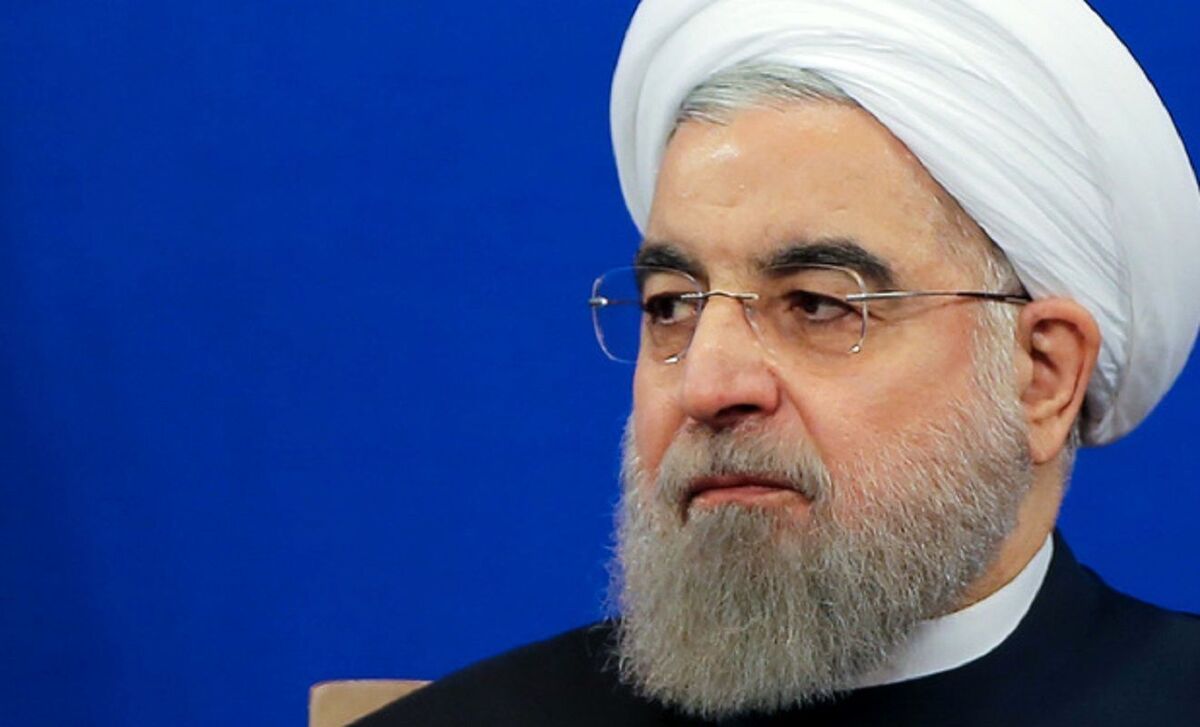 روزنامه جوان:مقام معظم رهبری از ۵ سال اول دولت روحانی به خاطر آرامش کشور تشکر کردند