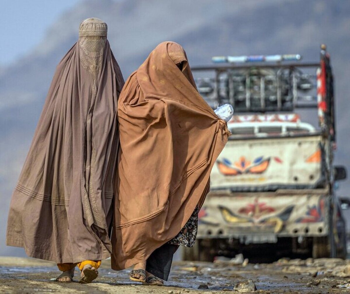 ۹۰ نفر از اتباع بیگانه غیرمجاز در قشم دستگیر شدند