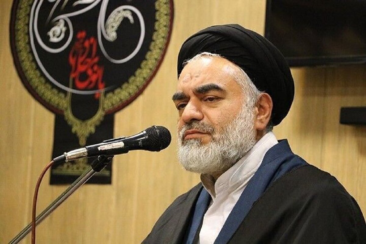 امام جمعه اصفهان: سخنانم درخصوص انتخاب سه نفر برای جانشینی رهبری را تحریف کردند